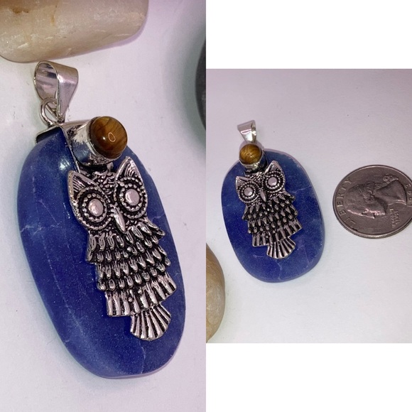 Sapphire & Tiger's Eye Gemstone Handmade Pendant - Picture 4 of 5